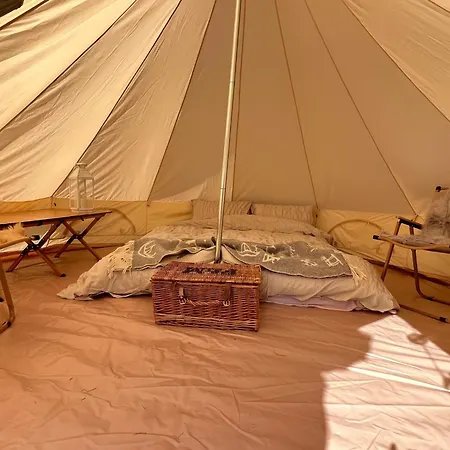 Bell Tent 4M Fossewold Farm Camping Moreton-in-Marsh Exterior foto