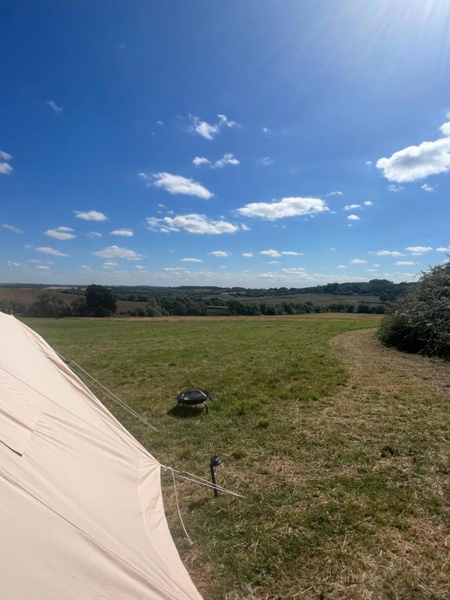 Bell Tent 4m Fossewold Farm Campsite *