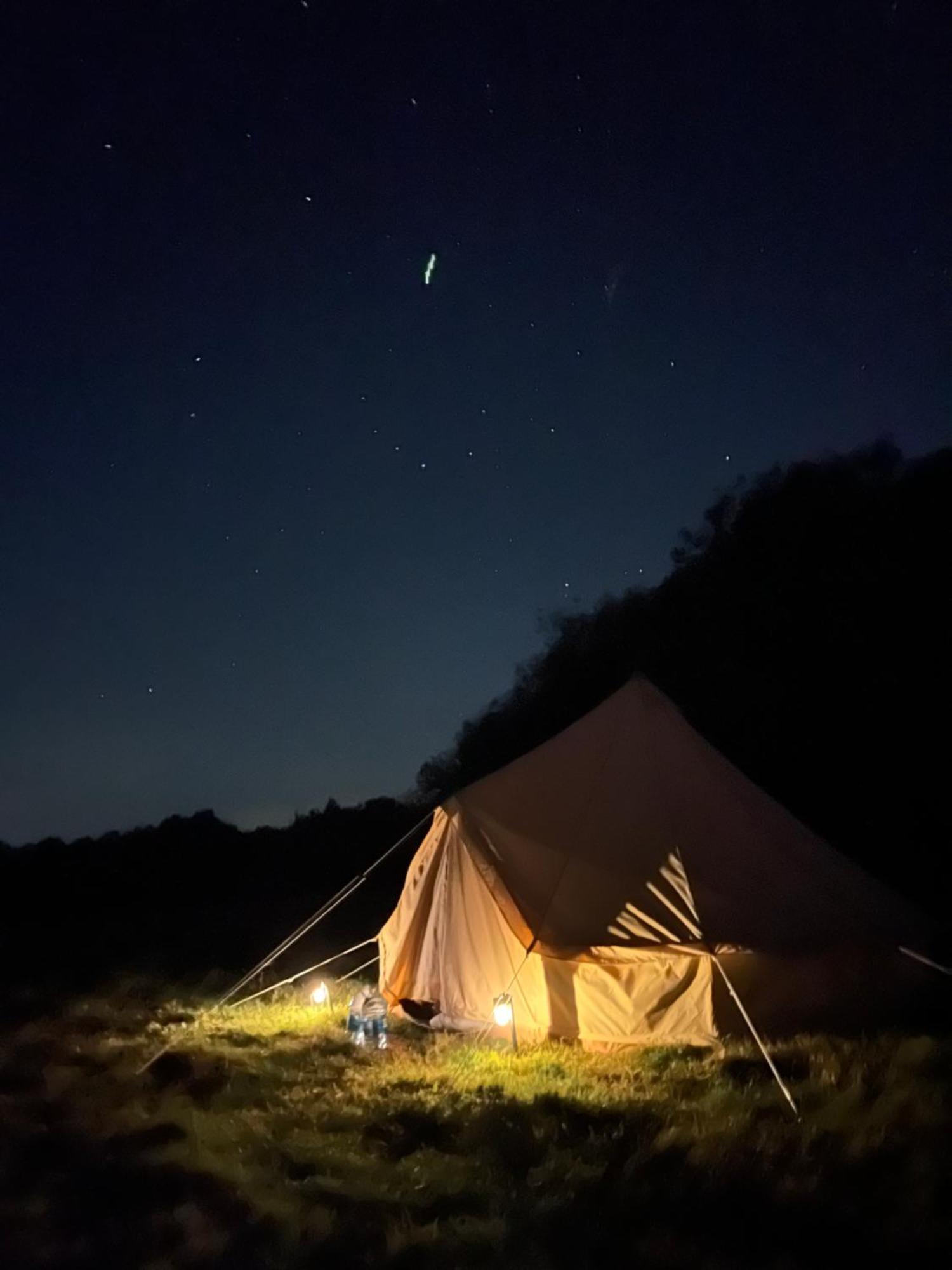Bell Tent 4m Fossewold Farm