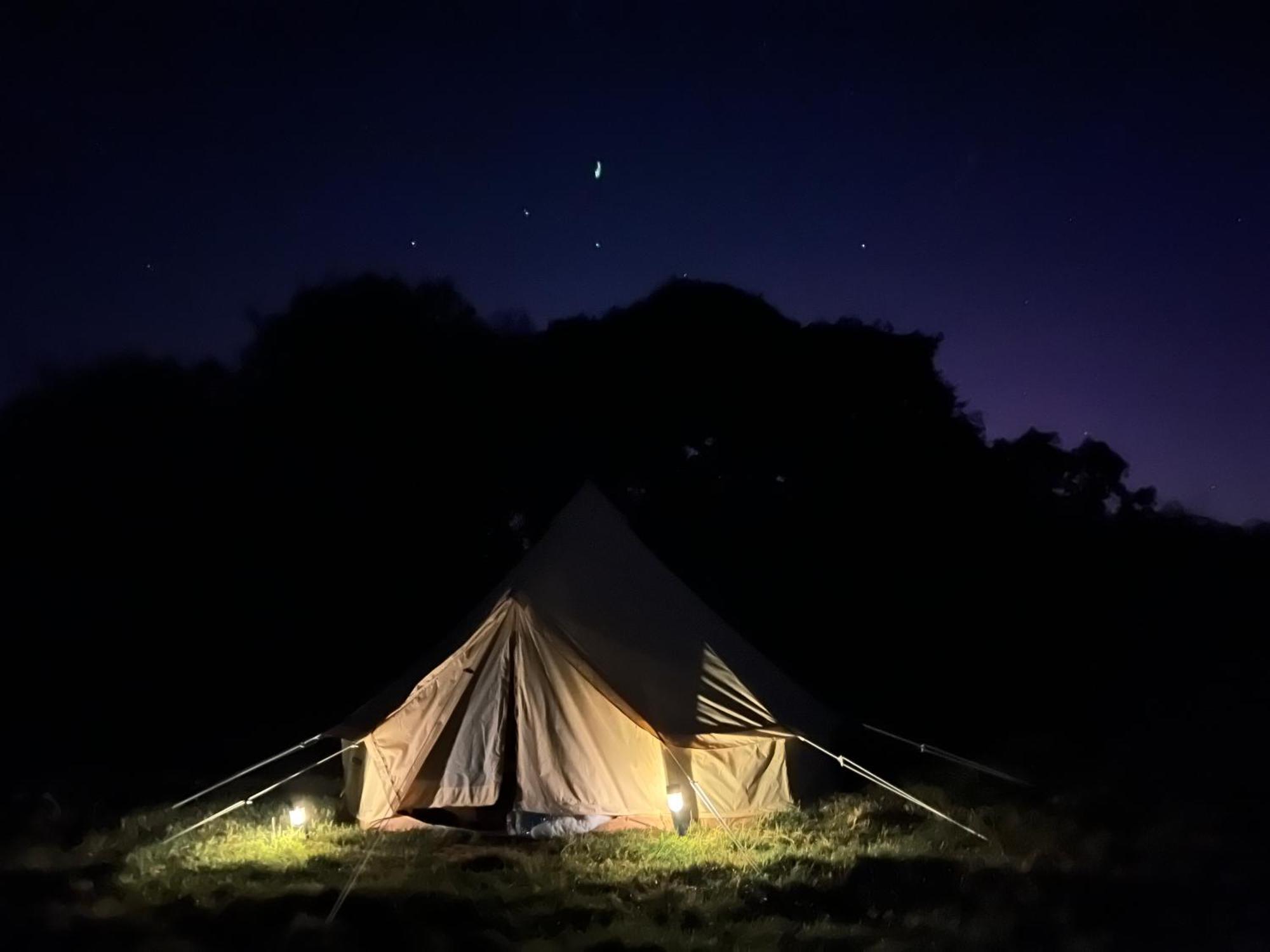 Bell Tent 4m Fossewold Farm Moreton-in-Marsh